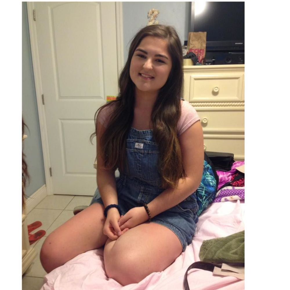 Meet your Posher, Maya